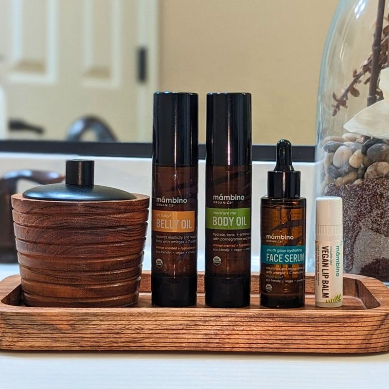 Mambino Organics Bun in the Oven Kit - Pregnancy Skin Care Set with Body Oil, Belly Oil, Lip Balm & Face Serum - Maternity Essentials, Pregnancy Must-Haves - 5 Piece Set + Free Bag